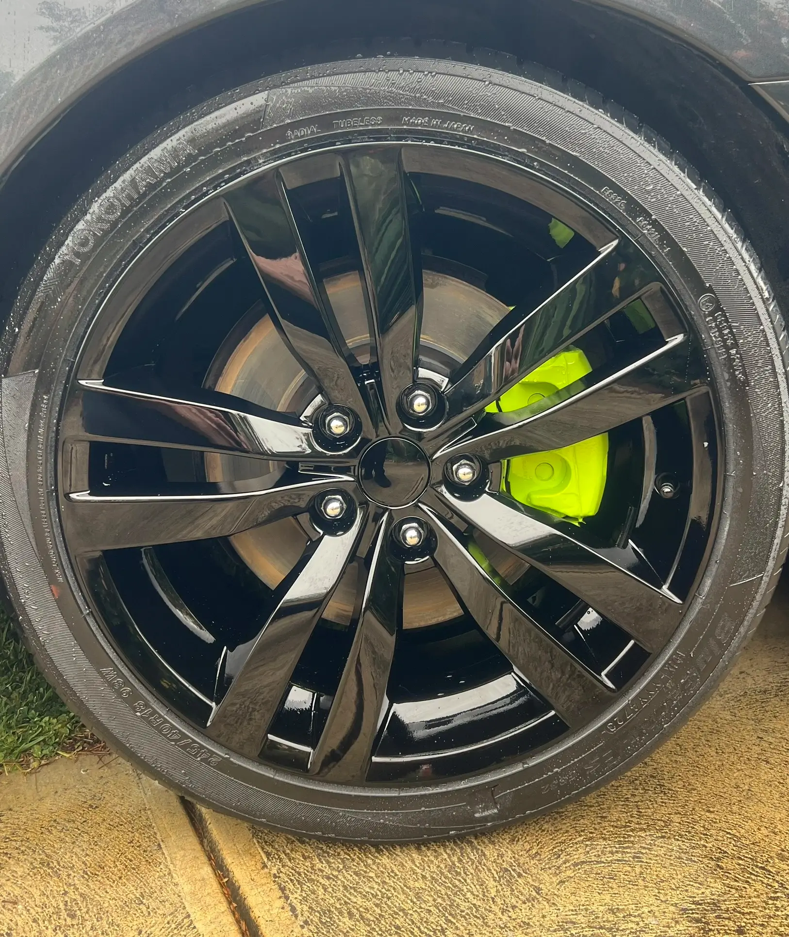 WRX calipers restored in Porsche Acid Green